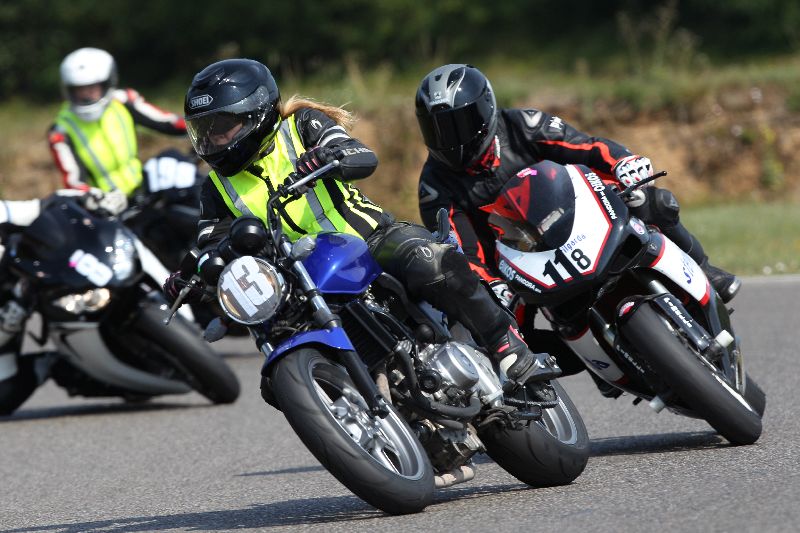 /Archiv-2018/44 06.08.2018 Dunlop Moto Ride and Test Day  ADR/Strassenfahrer-Sportfahrer grün/118